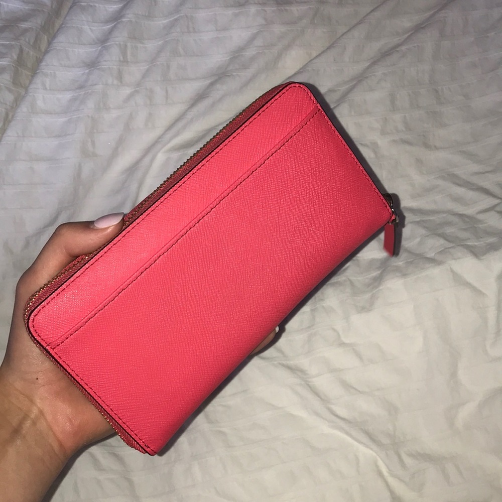 Kate Spade Wallet - Picture 2 of 5